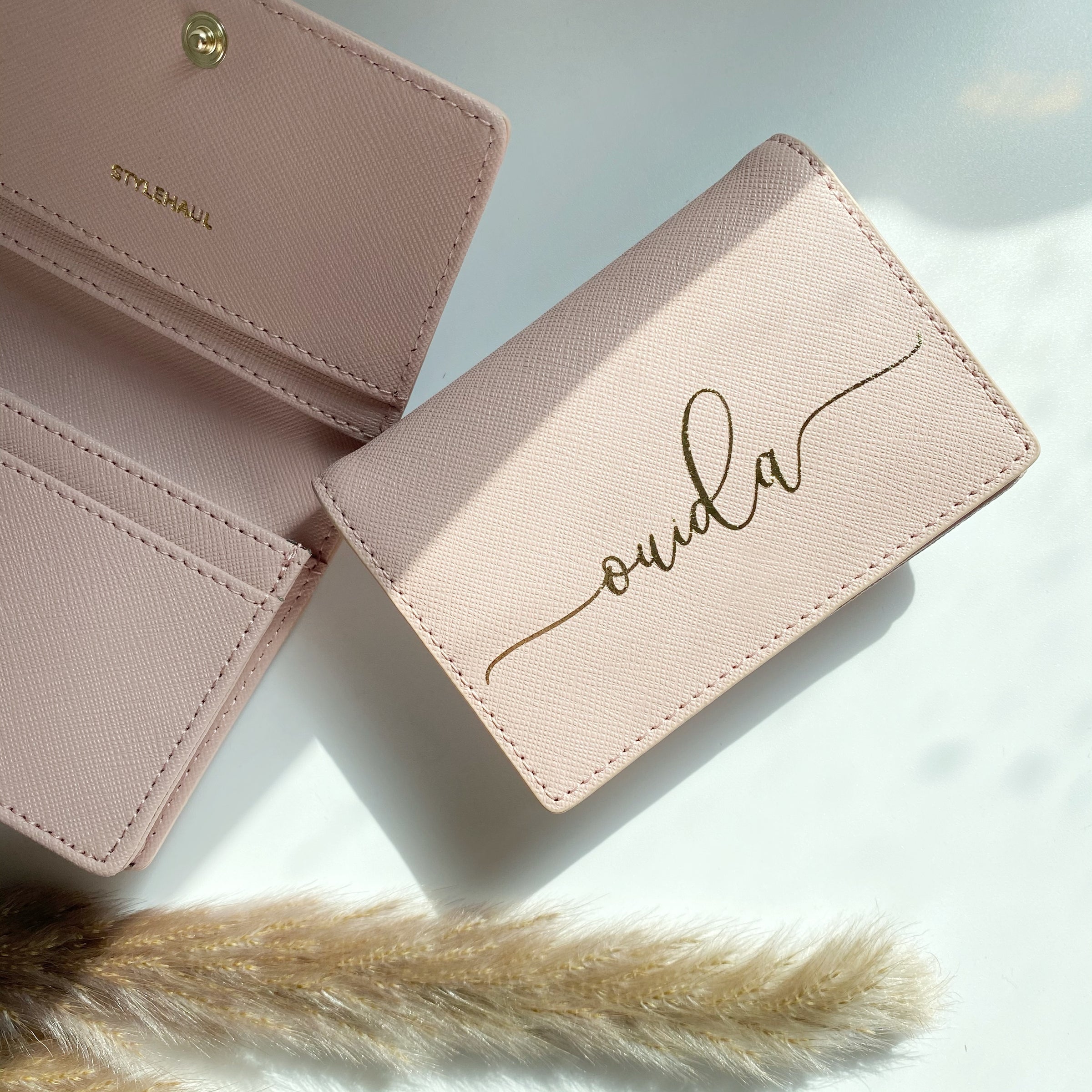 Leather Card Holder (Calligraphy)